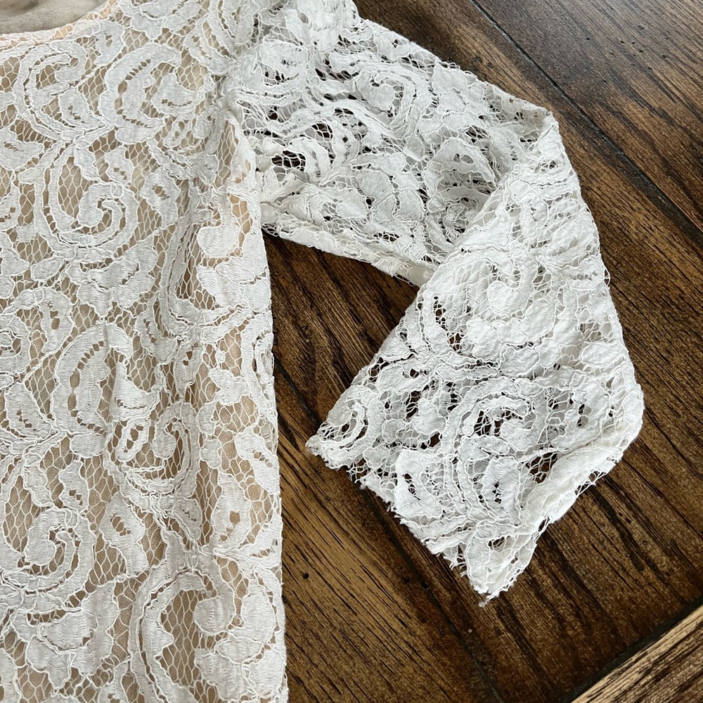 CLUB MONACO lace boho top - Picture 5 of 5